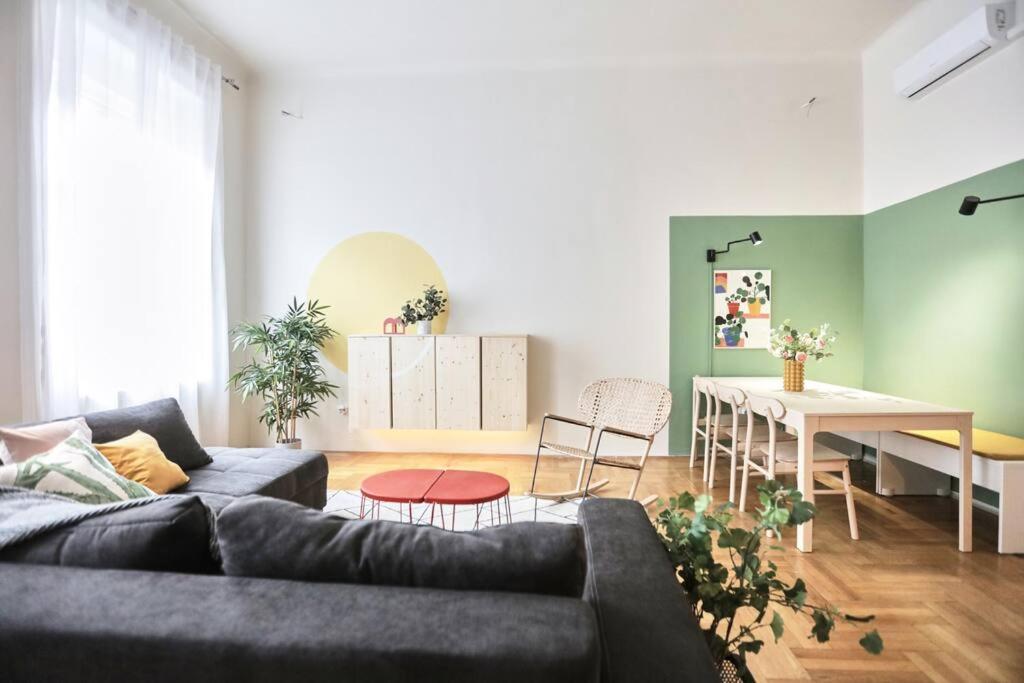 Unwind In Style W Sauna Dsgn 2Br Home Budapest Luaran gambar