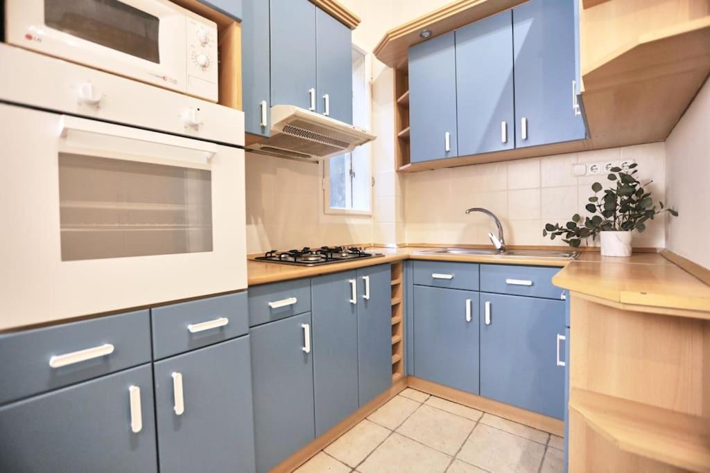 Unwind In Style W Sauna Dsgn 2Br Home Budapest Luaran gambar